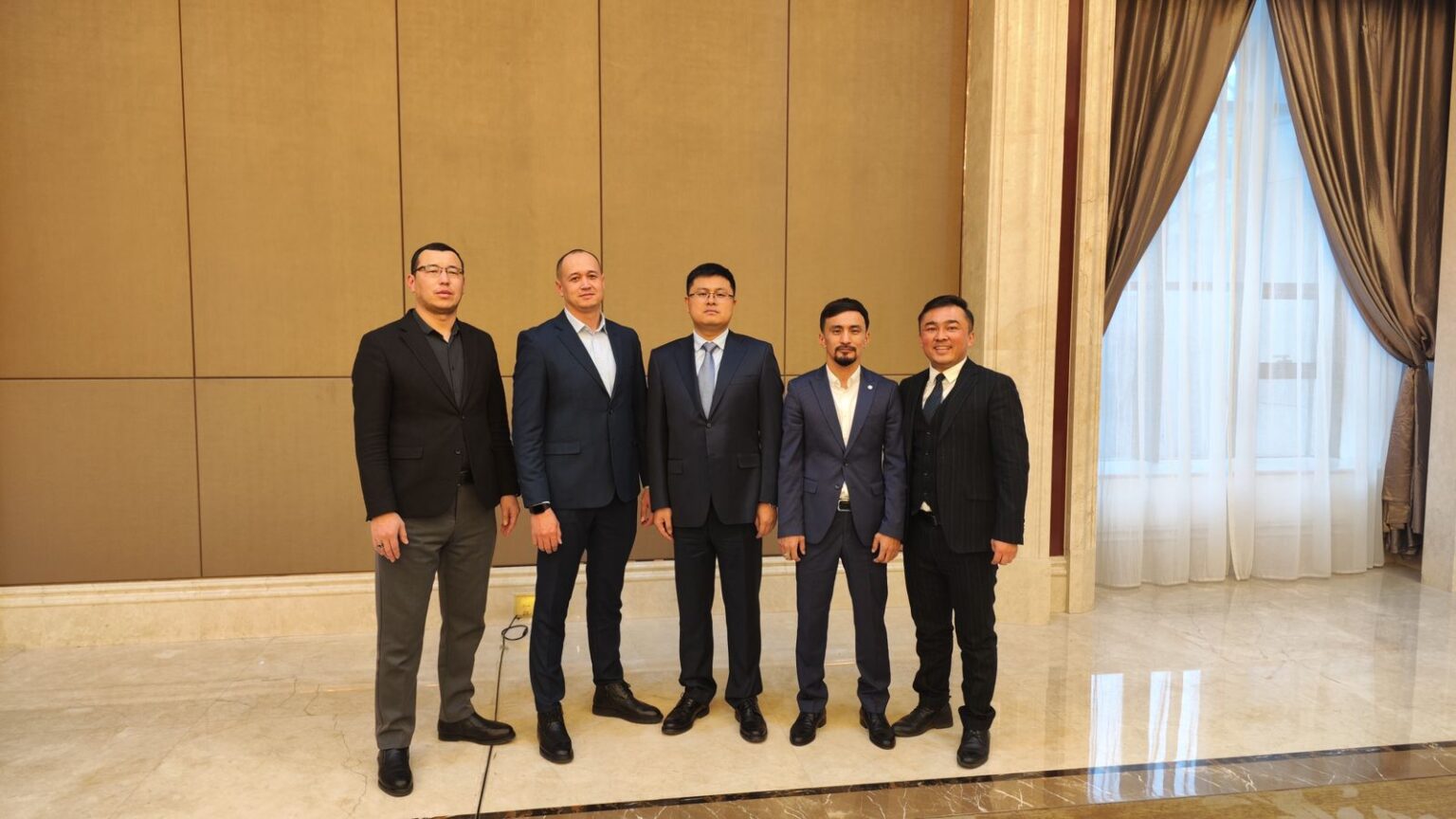 туристское предприятие. предприниматели сферы туризма. деловой туризм. туристские услуги. современный мир.